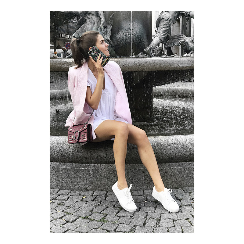 Richmond & Finch Deksel til iPhone 6/7/8 Plus - Smaragdblomst