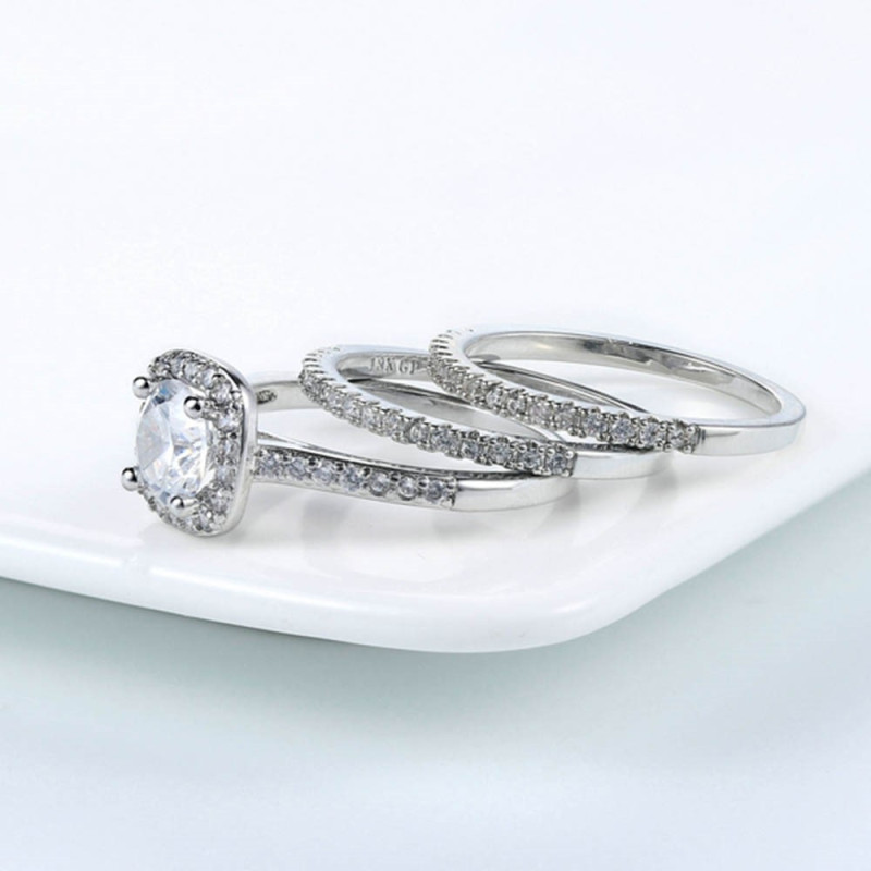 2 Rings Cubic Zirconia Stackable - Size 8 / Silver