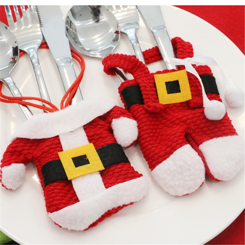 3 sett knivgaffel Julenisseholder Bestikkborddekorasjon