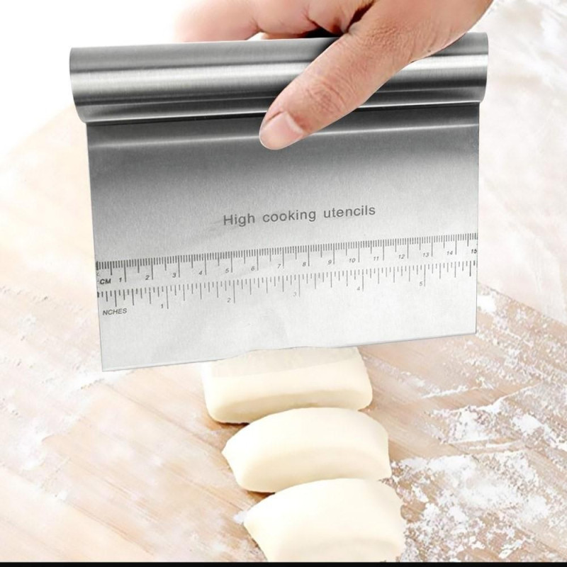 Dough Scraper Stainless Steel Slicer Pastry Pizza Cutter with Measuring Scale