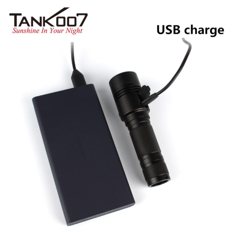 TANK007 UC16 700 Lumens lommelykt oppladbar